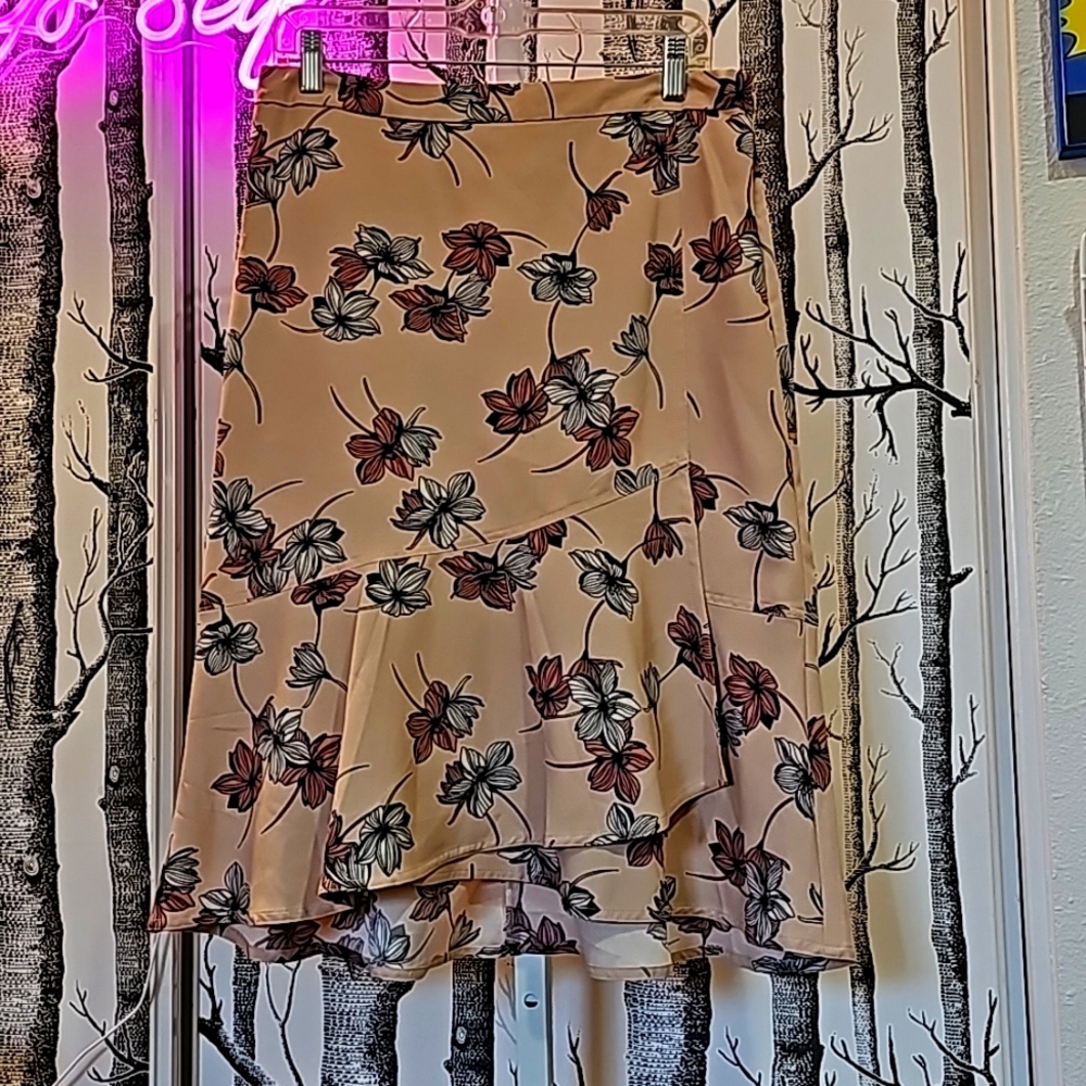 Banana Republic Floral Print Wrap Fluted Hem Midi Skirt -Size 8
